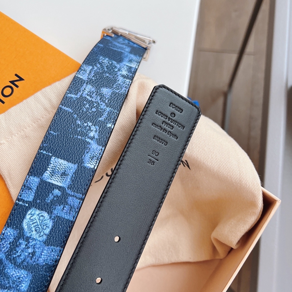 ルイヴィトンベルト着用イメージ